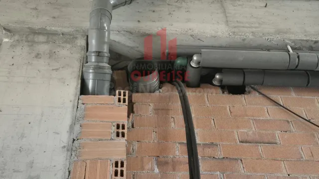LOCAL COMERCIAL EN EL COUTO, SITUADO CERCA DEL SANTO ÁNGEL. - foto 4