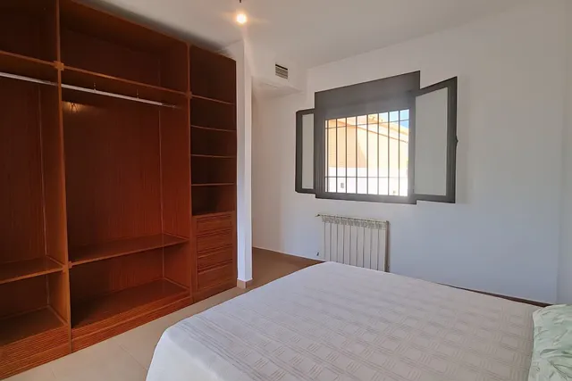 Adosado 4 habitaciones 382m² en venta - Centro — 28