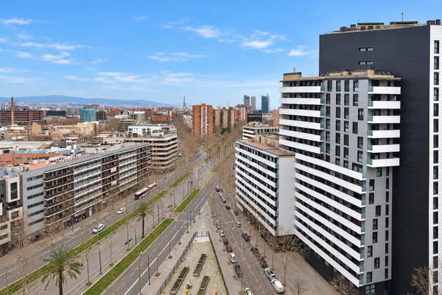 Impresionante piso con vistas despejadas — 20