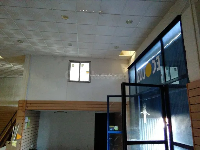 Nave industrial 2 habitaciones 310m² en venta - tida De Cace - foto 3
