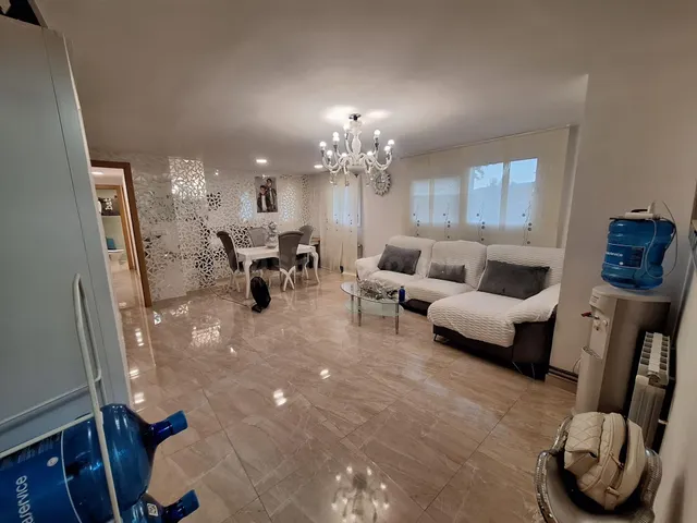 Piso reformado en la mejor zona de badia — 2