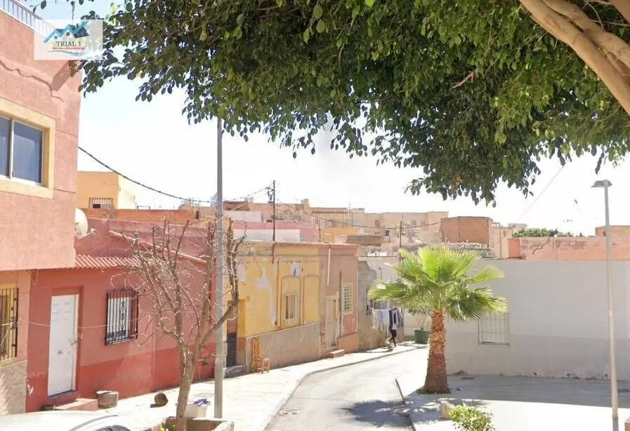 Venta casa en Almería