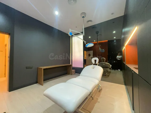Espacio Exclusivo para tu Negocio de Lujo en La Avenida de E - foto 5