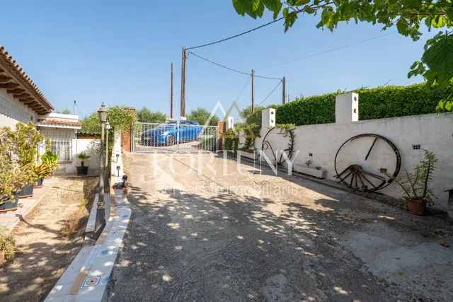 Casa en venta en Partida Freixe, Riudoms. — 33