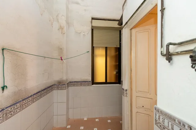 Edificio de techos altos zona mercado! — 22