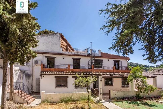 ESPECTACULAR CHALET CON VISTAS ÚNICAS A LA ALHAMBRA — 33