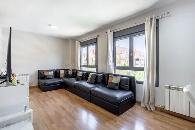 Exclusiva vivienda en Residencial Parque Lagos — 4