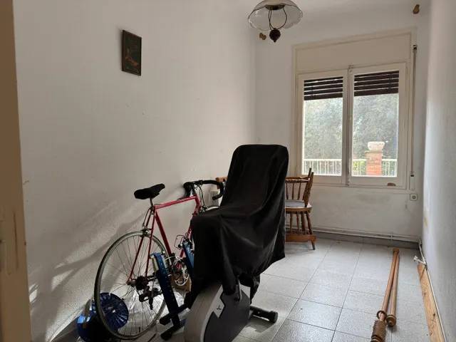 Casa con dos pisos para reformar en Manresa — 7