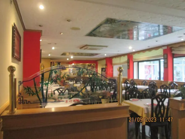 SMARTCITY VENDE AMPLIO LOCAL COMERCIAL