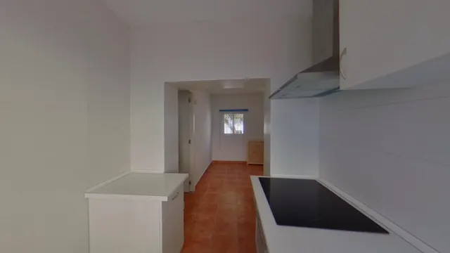Venta de Vivienda en Marbella, Málaga. Activo Inmobiliario Sin Posesión / Alquilada / No se Puede Visitar. — 6