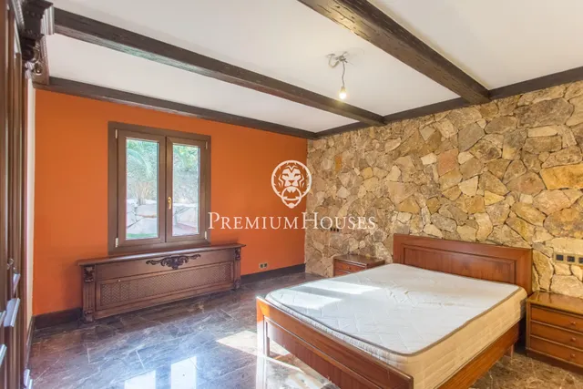Casa en venta con bonitas vistas al mar en Cala Sant Francesc — 22