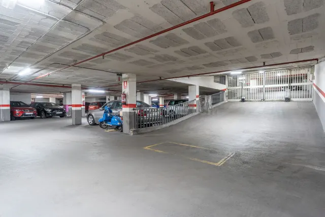 Parking 11m² en alquiler - Eixample