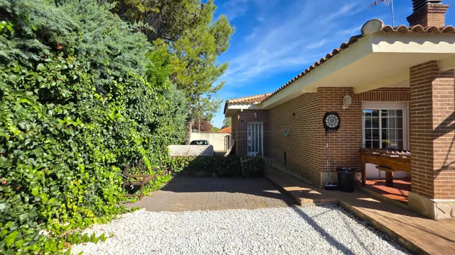 Cómodo chalet en venta en Eurovillas — 15
