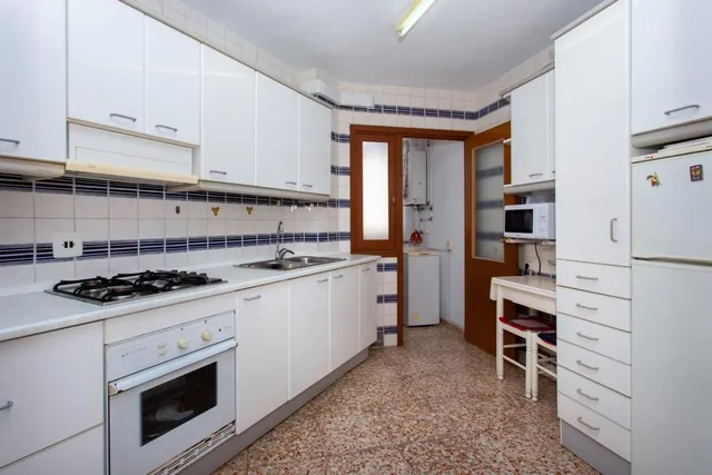 Apartamento 3 habitaciones 88m² en venta - Paseo maritimo — 28