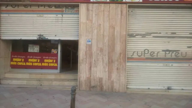 LOCAL COMERCIAL CON AIRE ACONDICIONADO - foto 2