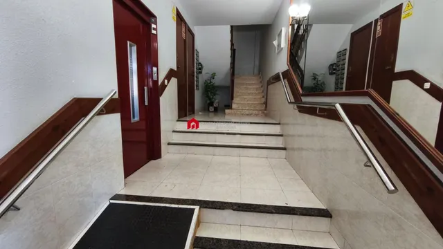 Se vende piso de 4 habitaciones en Tortosa, Sant Llatzer. — 25