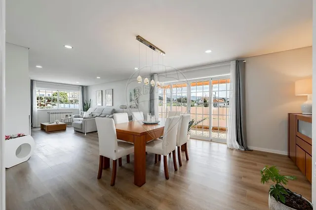 Chalet 3 habitaciones 312m² en venta - Valença - Cristelo Co