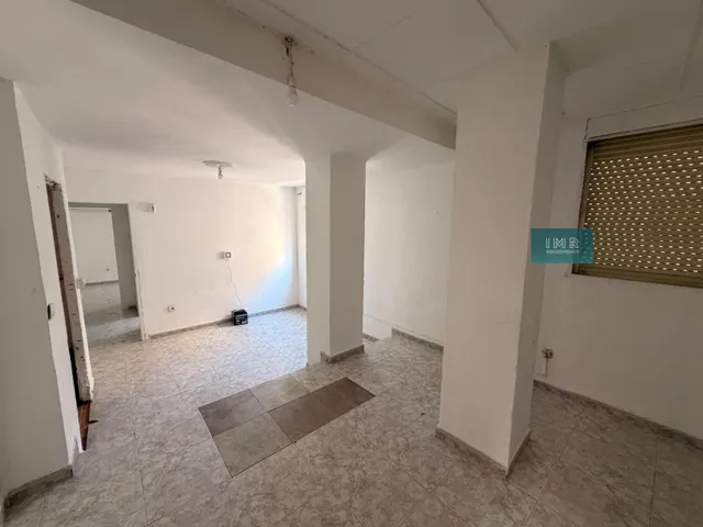 ¡Gran Oportunidad de Inversión y Reforma en San Juan de Aznalfarache! — 12