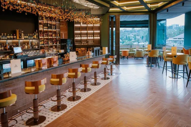 Restaurante 220m² en venta - Marbella — 18