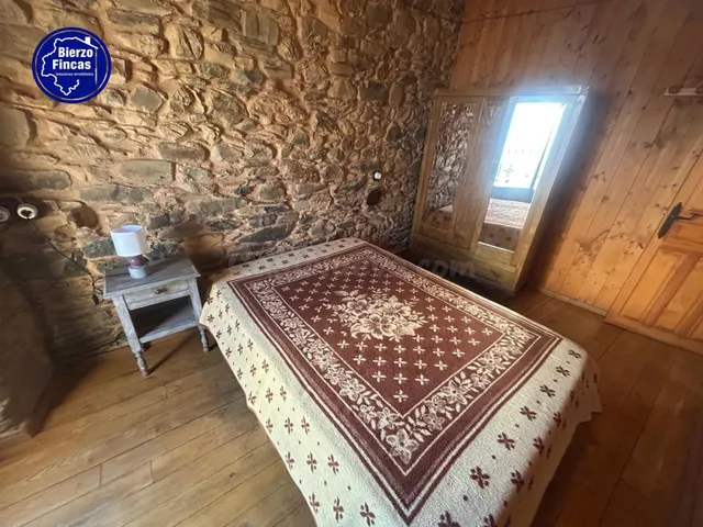 SE ALQUILA CASA RÚSTICA EN NOCEDA DEL BIERZO - foto 5
