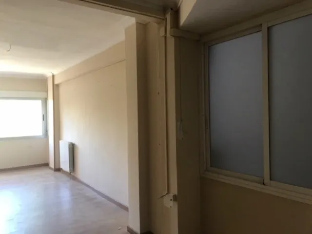 ENTREPLANTA PARA LOCAL  O DESPACHO CON UBICACIÓN INMEJORABLE!! — 2