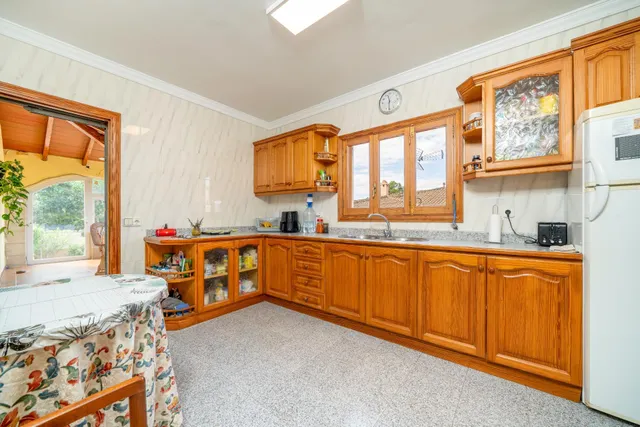 Chalet con amplio jardín y posibilidad de doble vivienda — 19