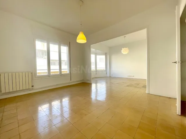 Piso alto de 3 hab. + Vestidor, baño y aseo - Junto Clinica  - foto 3