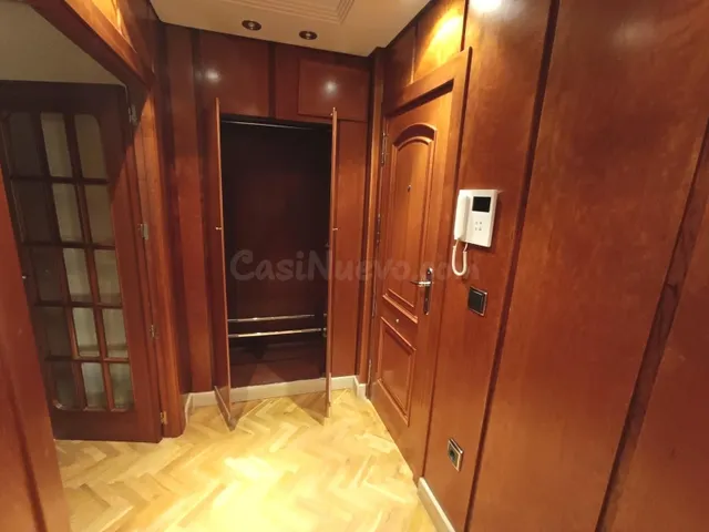 Piso de 4 habitaciones en una zona fantástica de Albacete - foto 5