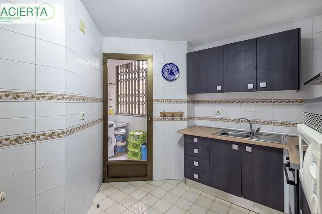 PISO EN SÓCRATES - GRANADA — 9