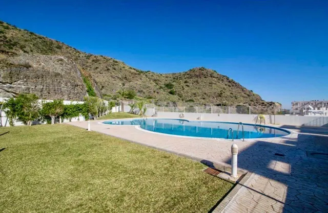 Piso de 3 dormitorios con vistas al mar en mojácar - foto 3