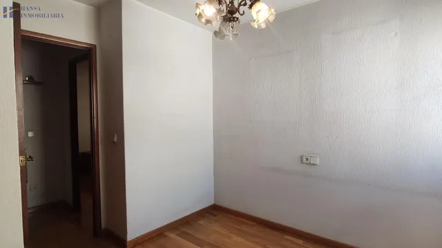 AMPLIO PISO EN VENTA CON VISTAS AL MAR Y UBICACIÓN PRIVILEGIADA EN ALICANTE — 19