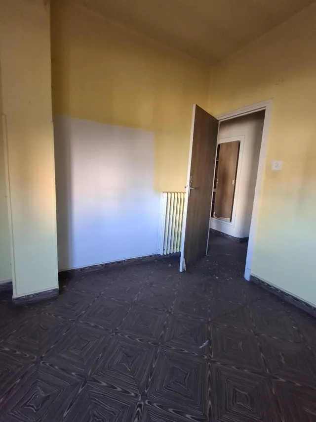 VENTA: Edificio en la Zona Alta de Ponferrada. OPORTUNIDAD — 19