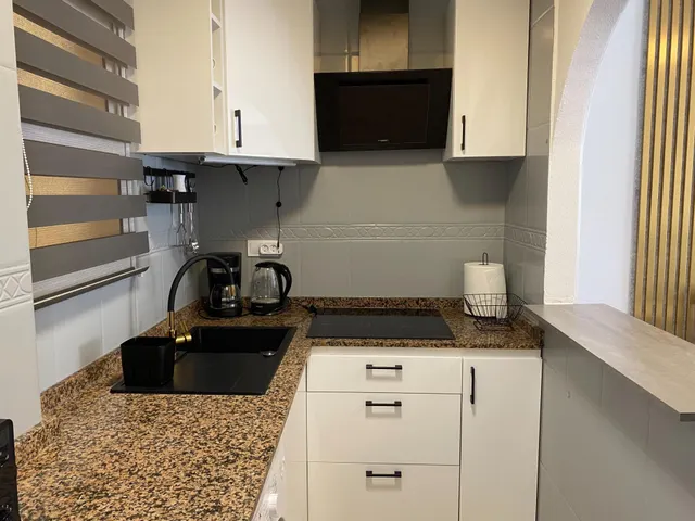 ☀️ ¡ENCANTADOR APARTAMENTO EN EL CENTRO DE TORREVIEJA CON PISCINA! ‍♂️ — 15