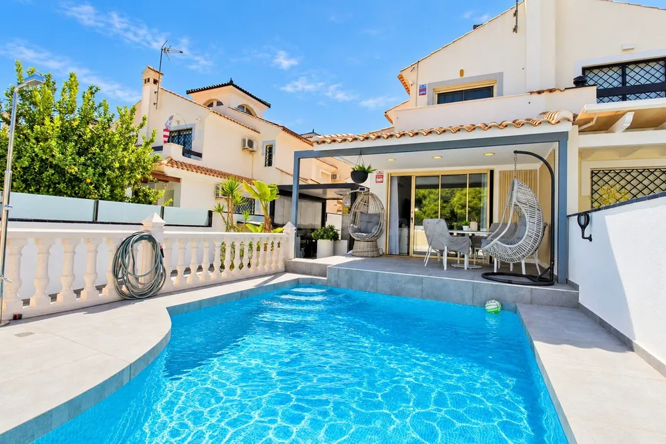 Villa 3 habitaciones 94m² en venta - Mil Palmeras