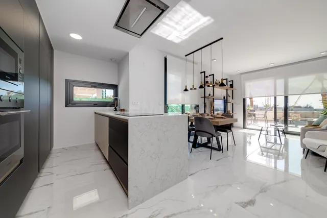 Descubra la elegante vida costera en Amanecer de'luxe - foto 2