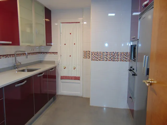 PISO DISPONIBLE EN ALQUILER CALLE CARTAGENA PROSPERIDAD — 19