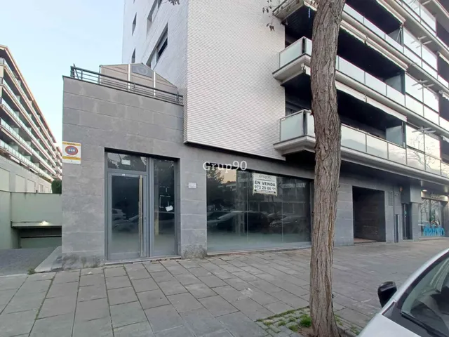 VENTA DE LOCAL COMERCIAL A PIE DE CALLE EN CAPPONT — 12