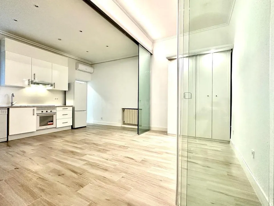 Planta baja 1 habitación 72m² en alquiler - Centro