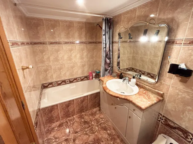 Se vende magnífico piso Zona Ayora - Pacheco y Torrens — 39