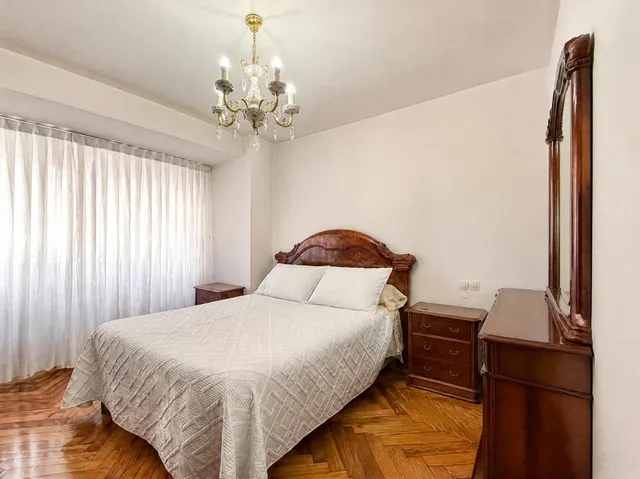 Piso 5 habitaciones 116m² en venta - Zona Plaza de Barcelos — 10