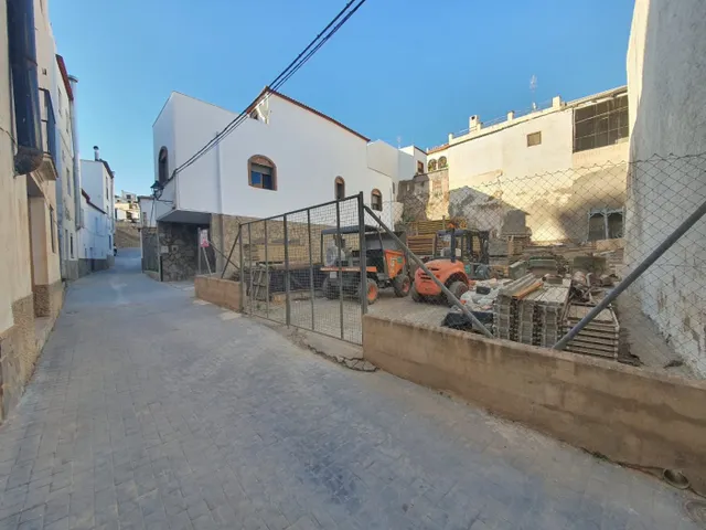 SOLAR URBANO EN LAUJAR DE ANDARAX — 3