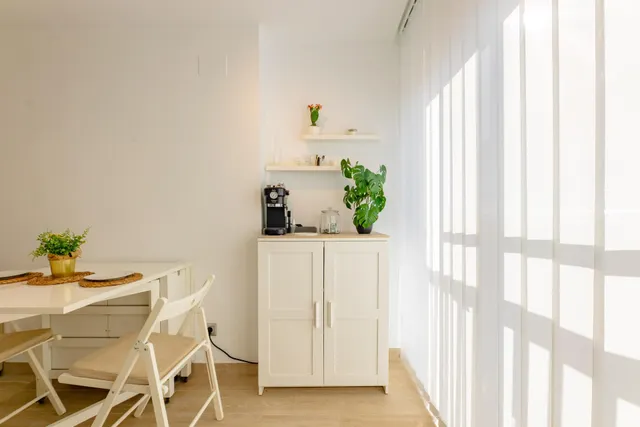 Apartamento reformado de un dormitorio en primera línea de playa en El Perellonet — 26