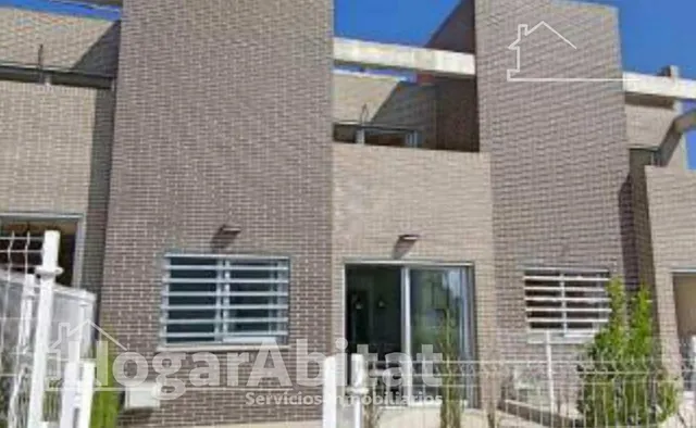 Impresionante piso totalmente nuevo con garaje, piscina y terraza — 21