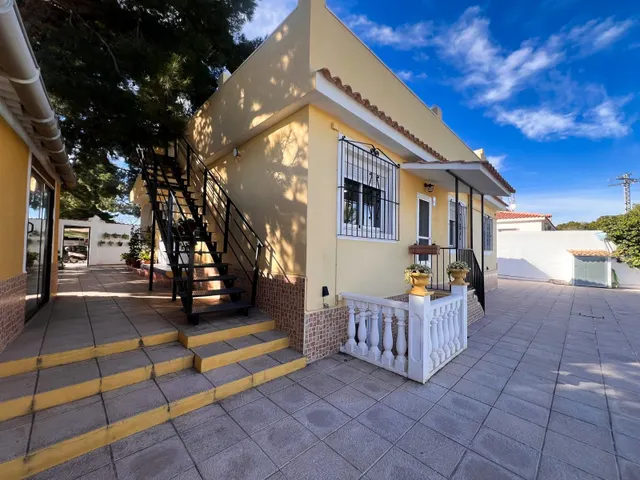 Casa de Pueblo 6 habitaciones 341m² en venta - Costa blanca — 41