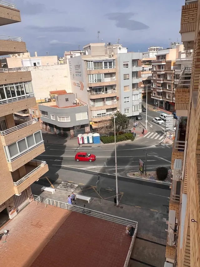 JUNTO AL PUERTO, REFORMADO Y CON VISTAS AL MAR — 20