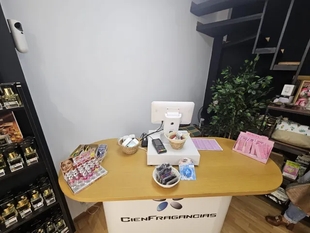!!!!!se traspasa local comercial en plena calle centrica muy transitada en Ourense¡¡¡¡ — 8