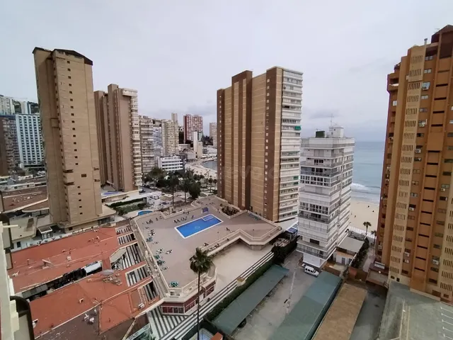 Exclusivo Ático Reformado en segunda linea de playa Levante  - foto 3