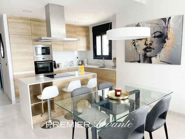 ESPECTACULAR PISO EN BENIDORM — 19