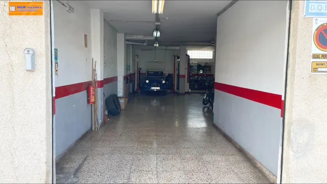 VENTA DE TALLER MECANICO O LOCAL DE 140 M2 CON PUERTA AUTOMATICA, VADO, ventilación Y LUZ NATURAL — 6
