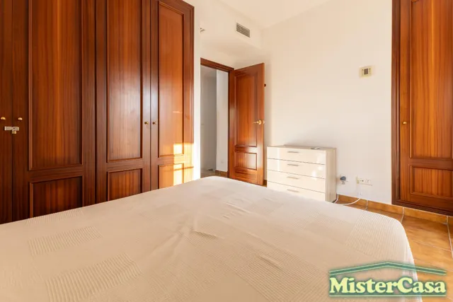 Exclusiva !!casa adosada en esquina con patio privado, piscina y aparcamiento propio en costa ballena, Rota — 35